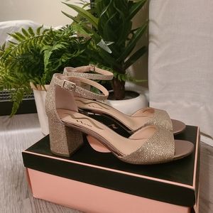 *SOLD* Nina Enrica Sandal